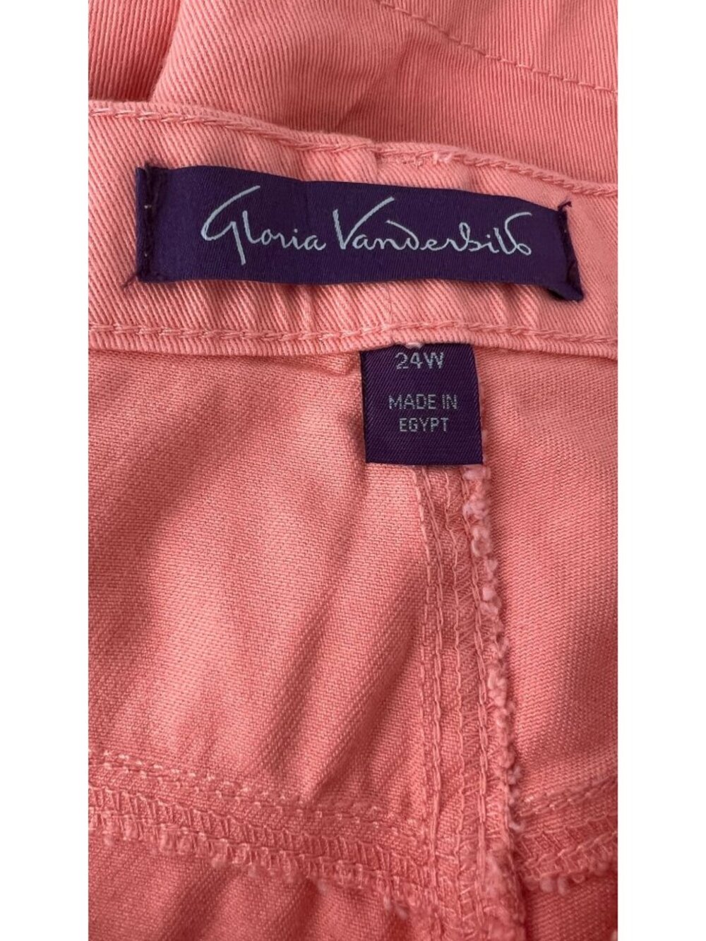 Gloria Vanderbilt Amanda Size 24W Classic Fit Shorts Mid Rise Peach NWT - Picture 3 of 6